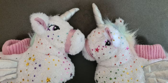 Chaussons peluche Licorne T. 31 - photo numéro 1