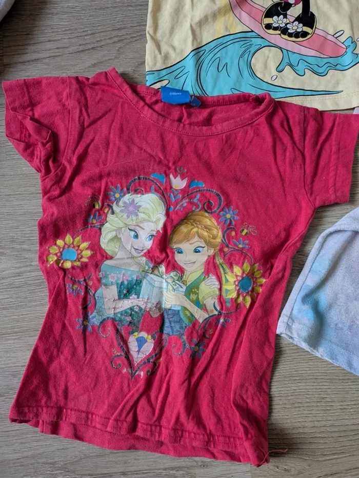 Lot tee shirt Disney 3 ans - photo numéro 6