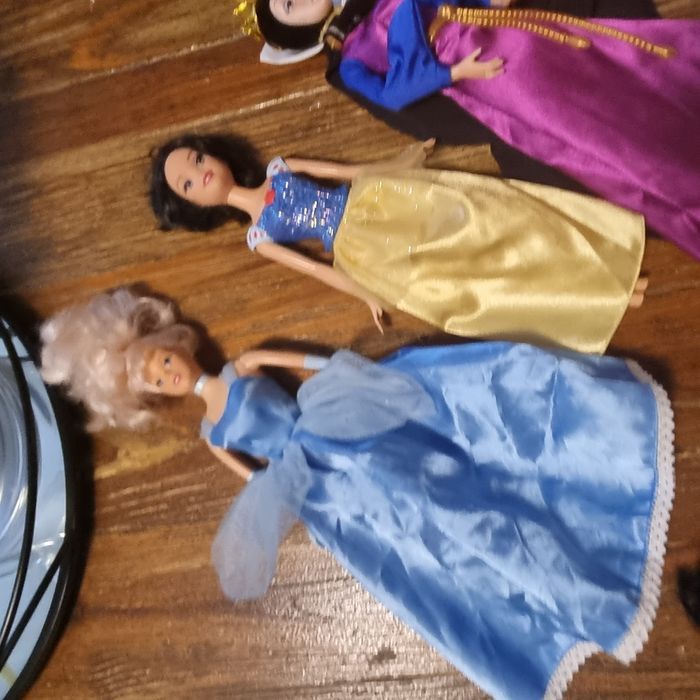lot poupées DISNEY - photo numéro 5