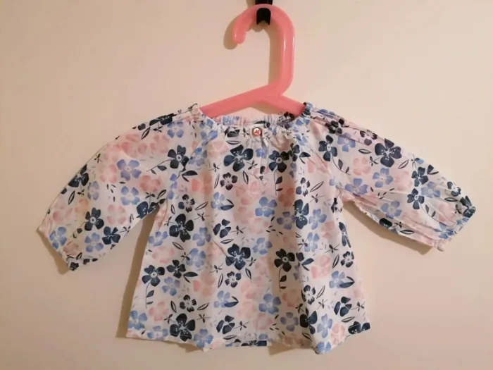 Lot tee-shirt fille  manches longues 3 mois - photo numéro 5
