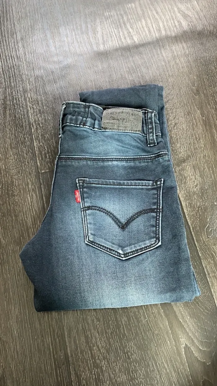 Jeans Levi’s 710