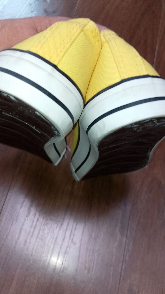 Basket, chaussure style " converse " jaune P. 38 - photo numéro 6