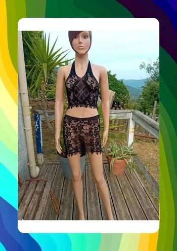 Ensemble haut +jupe de plage noir dentelle resille S