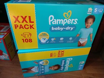 Lot de 2 cartons couches pampers XXL T5 