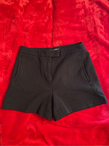 Short noir