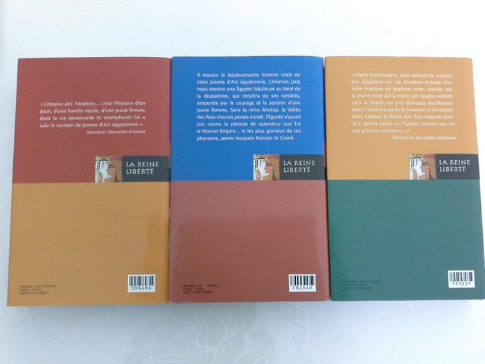 Livre -Christian Jacq -la reine liberté  (3 volumes ) - photo numéro 2