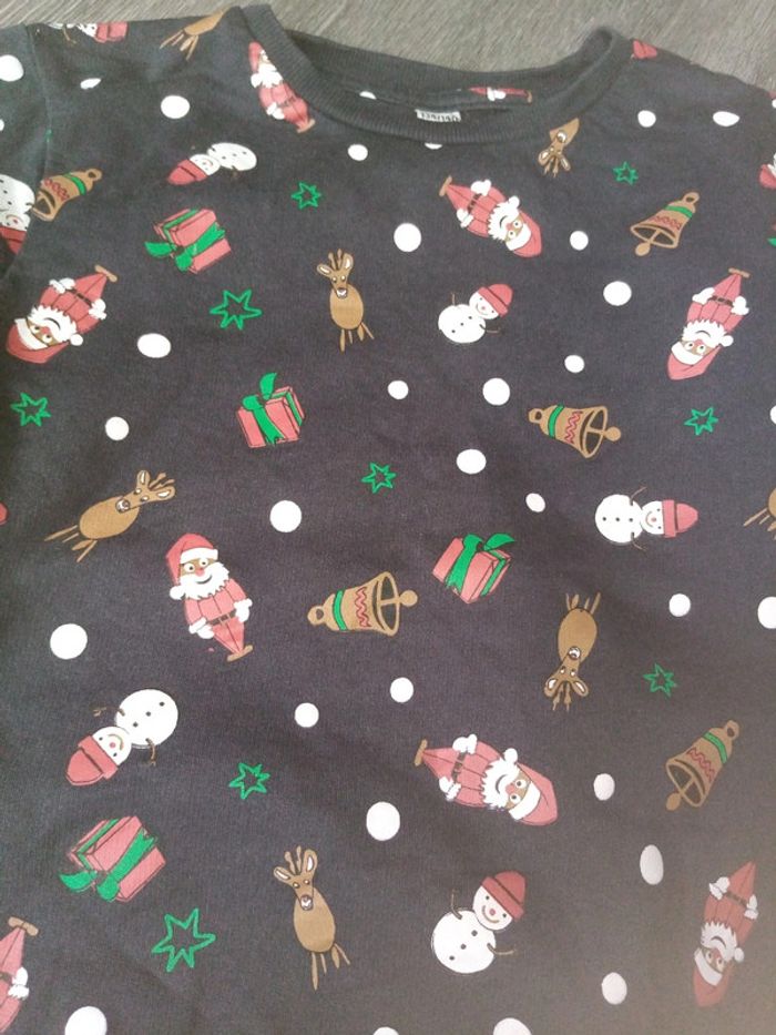 Pull de Noël 134/140 - photo numéro 2