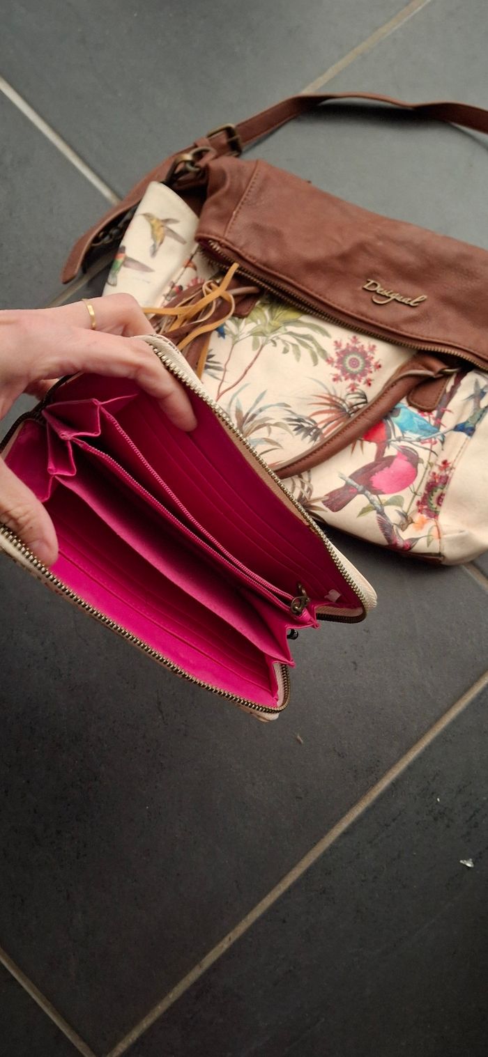 Ensemble sac et portefeuille desigual - photo numéro 2