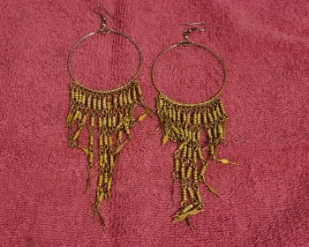 Longue boucles d'oreilles