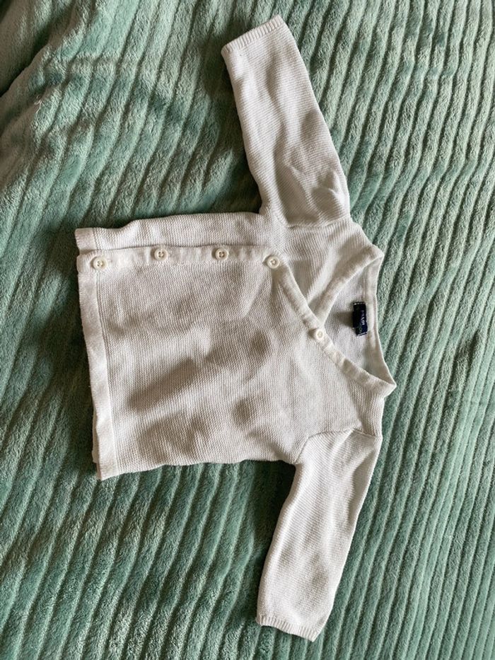 Lot brassières bébé 1mois - photo numéro 3