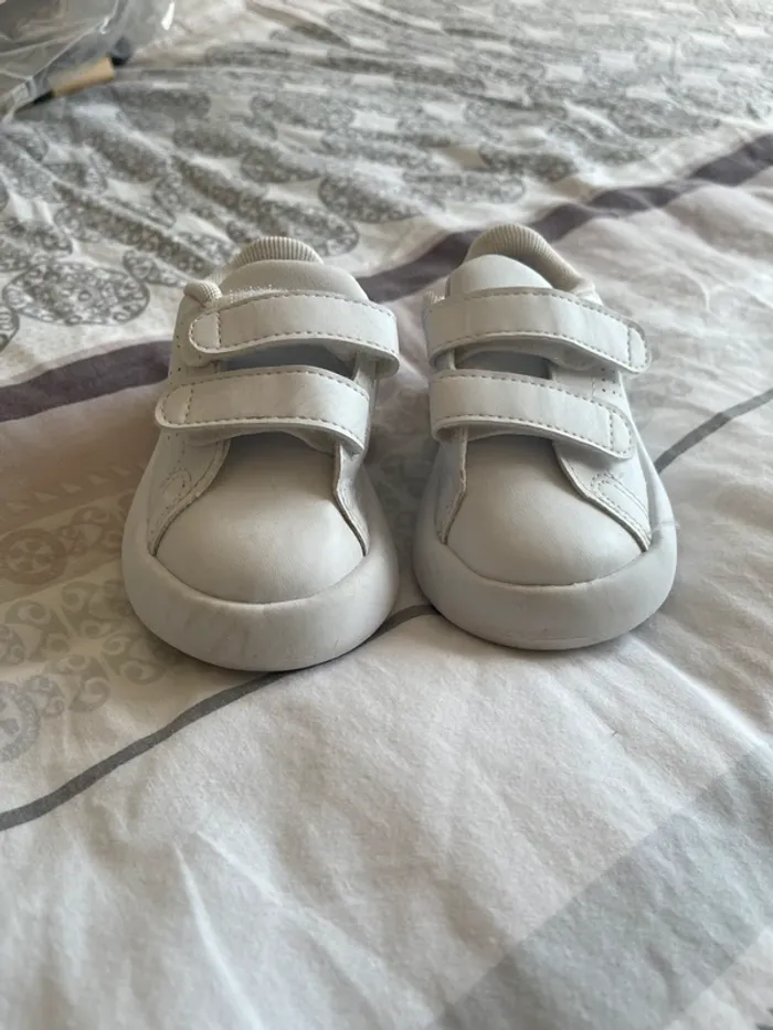 Adidas taille 20 - photo numéro 2
