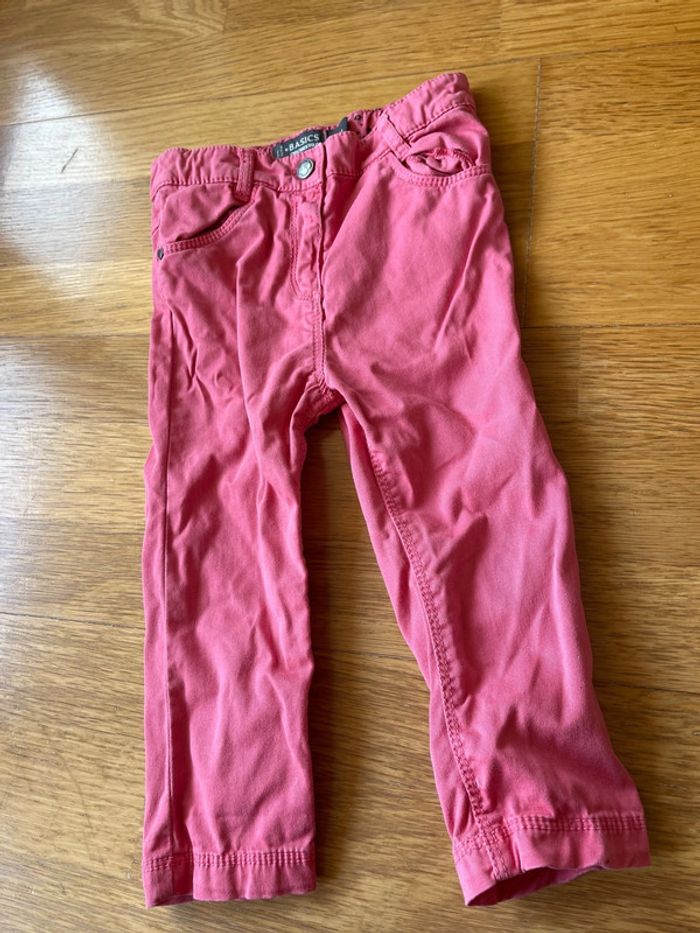 Lot de 2 pantalons neufs fille taille 18 mois - photo numéro 2