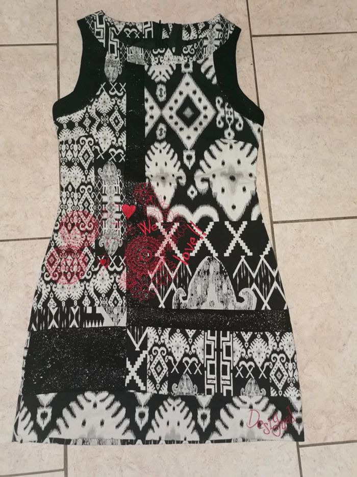 Robe desigual 38