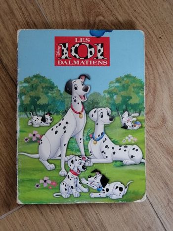 Livre Les 101 Dalmatiens de Disney en bon état