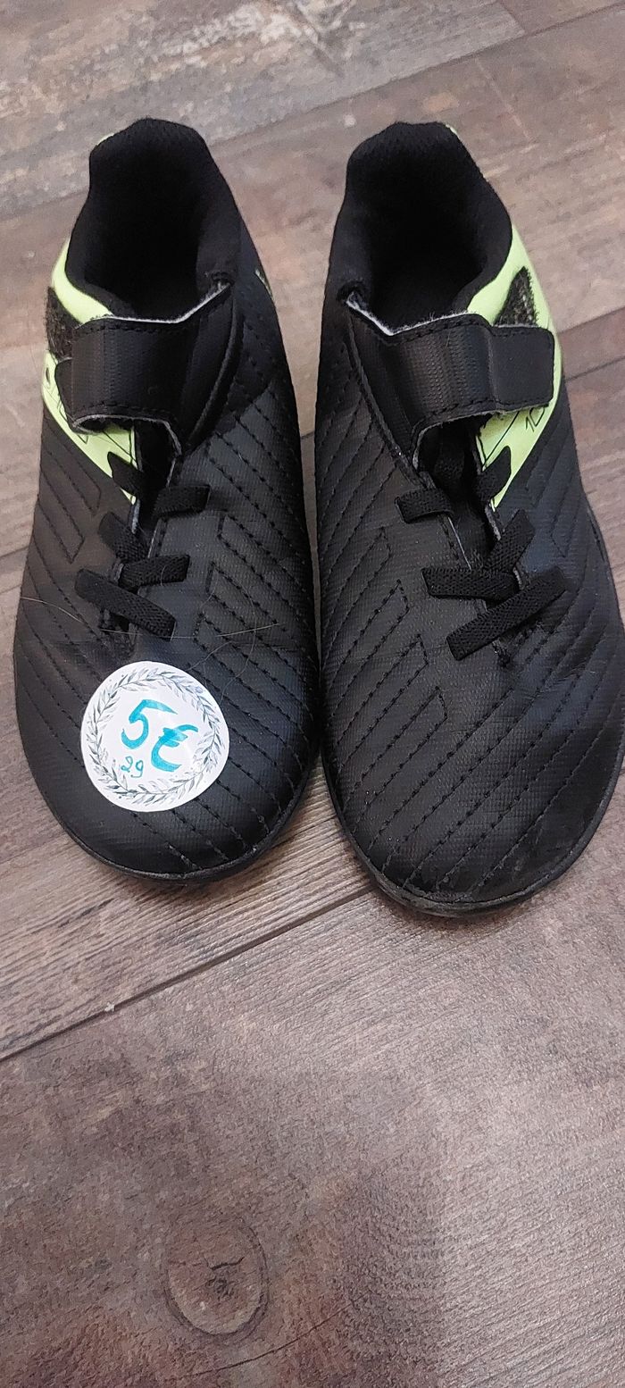 Chaussure de foot  29 kipsta