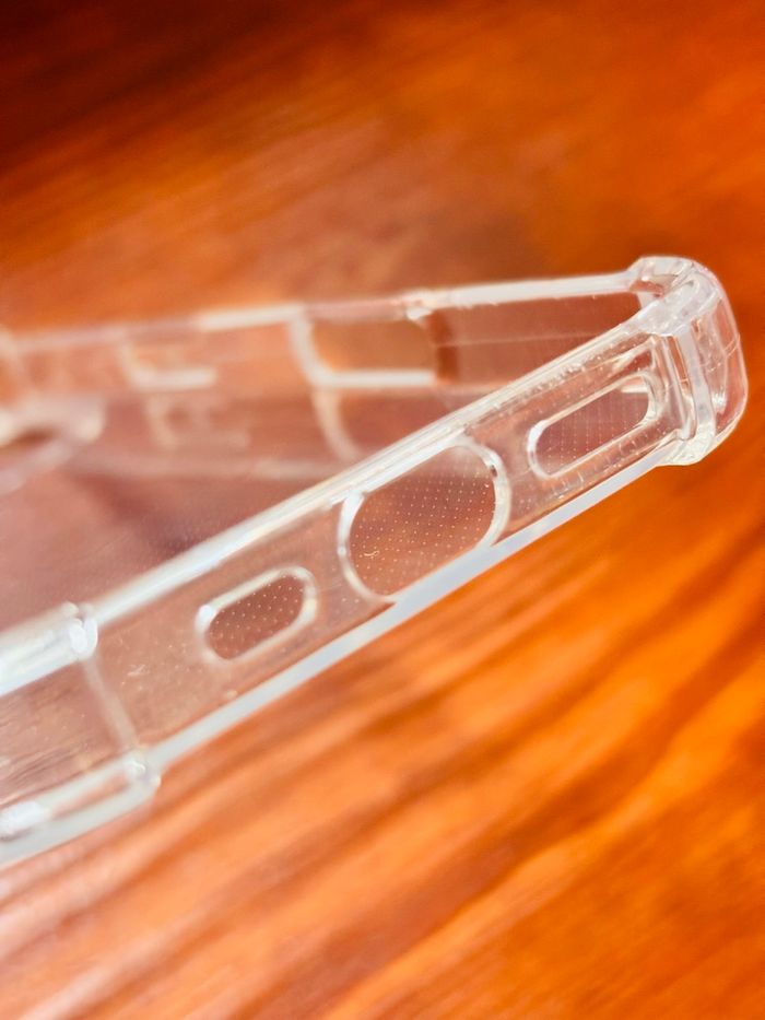 Coque de protection pour iPhone 16 transparente We - photo numéro 2