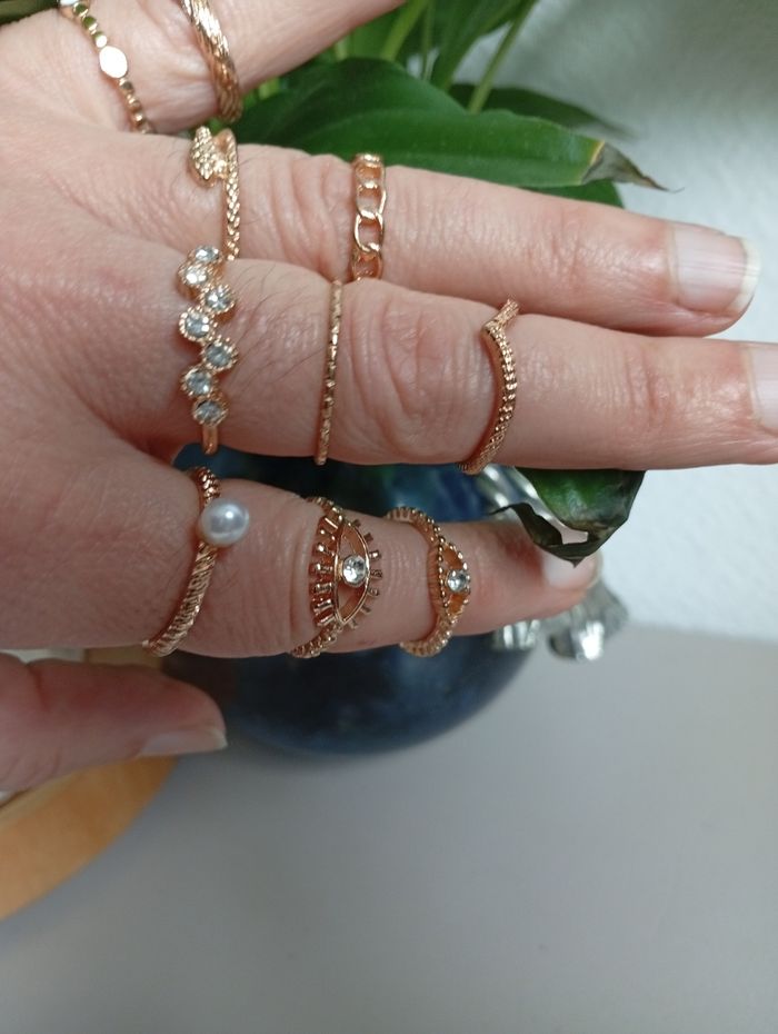 Lot 10 bagues en métal doré - photo numéro 2