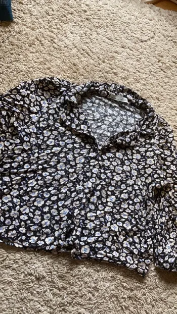 Chemise fleurie