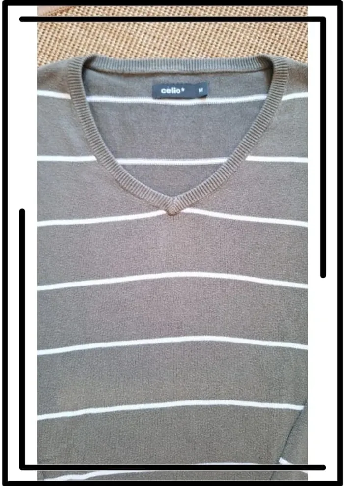 Joli pull rayé homme taille M - photo numéro 3