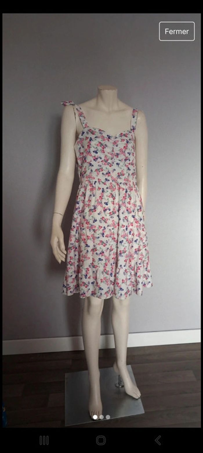Jolie robe été - photo numéro 2