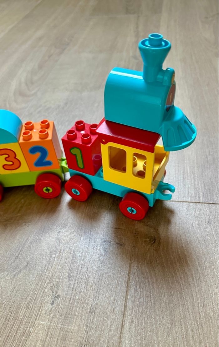 🍃 LEGO DUPLO Le train des chiffres complet - photo numéro 2