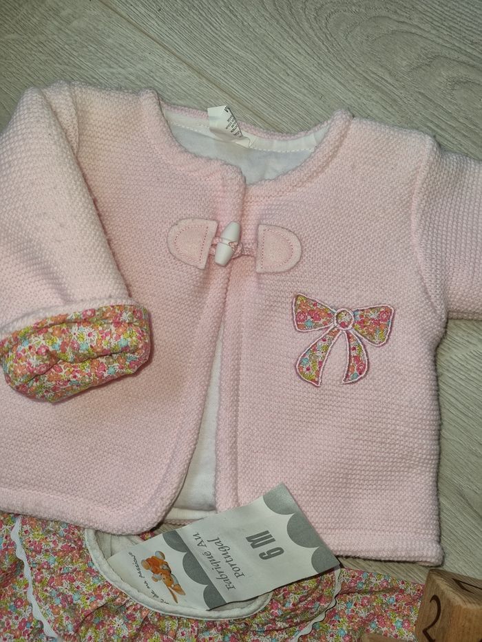 Ensemble fleuri 6mois - photo numéro 4