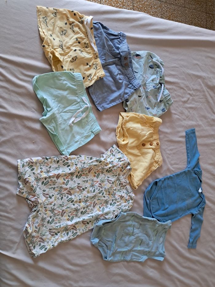 Lot vêtements bébé garçon 12 mois