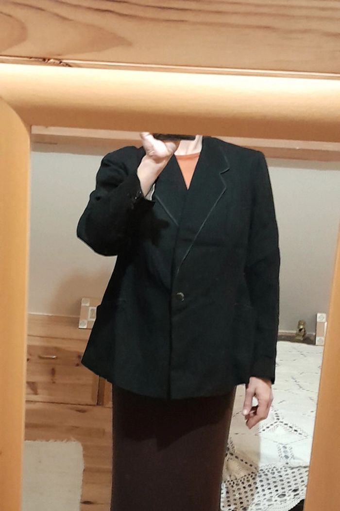 Veste noire T 40/42 - photo numéro 2