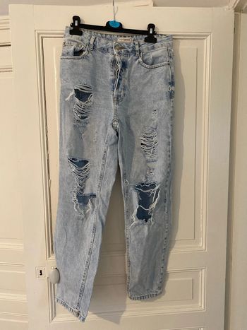 Jean large / ample déchiré pimkie