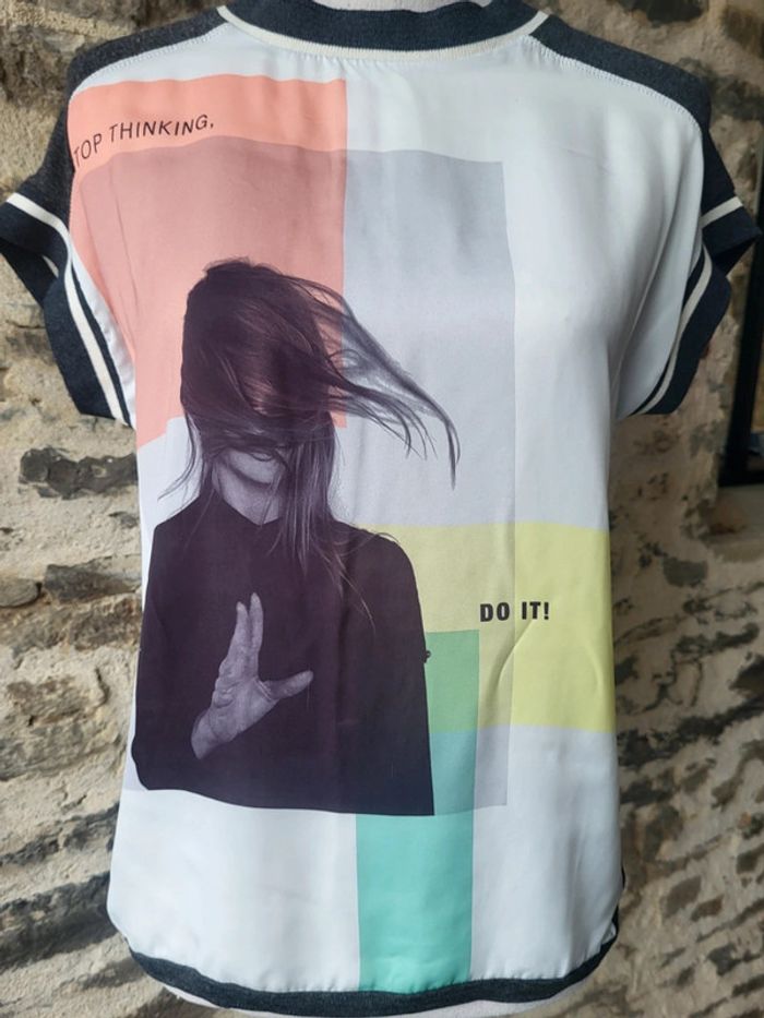 T-shirt Zara visage femme look y2k 2000's Taille M ou 38 - photo numéro 3