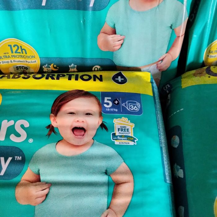 4 paquets de couches Pampers taille 5+ - photo numéro 2