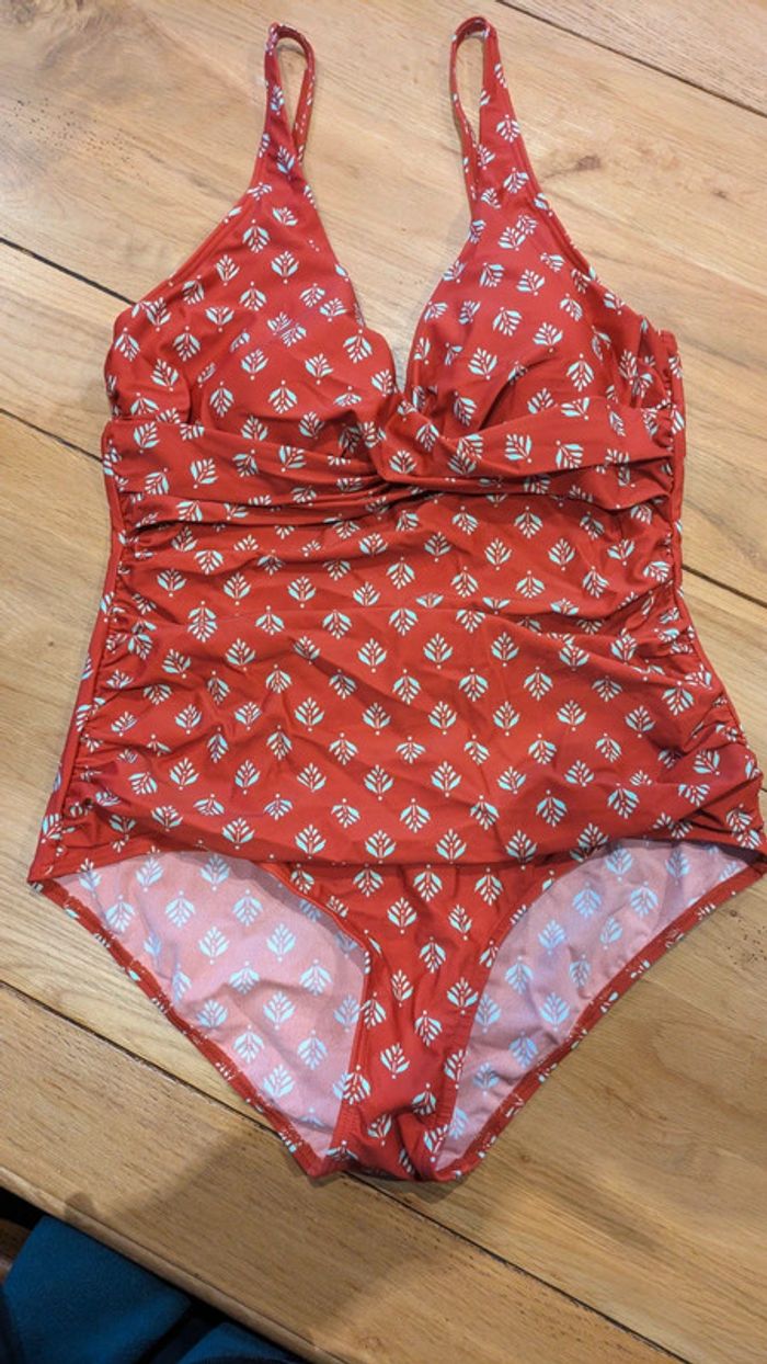 Maillot de bain femme 1 pièce taille XL jamais porté protection toujours en place - photo numéro 6