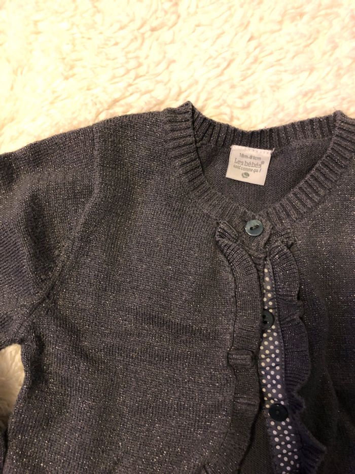 Gilet gris, fil argenté - photo numéro 2