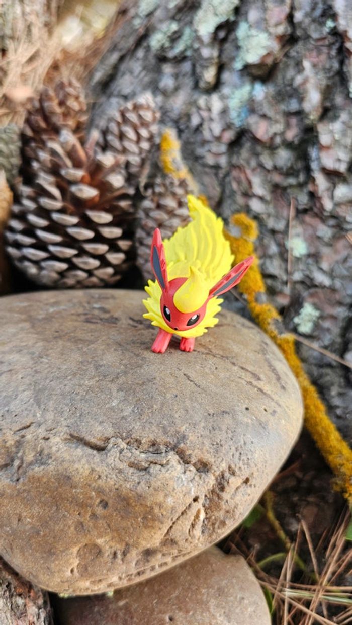 Super figurine Pokemon Nintendo tomy Pyroli - photo numéro 5