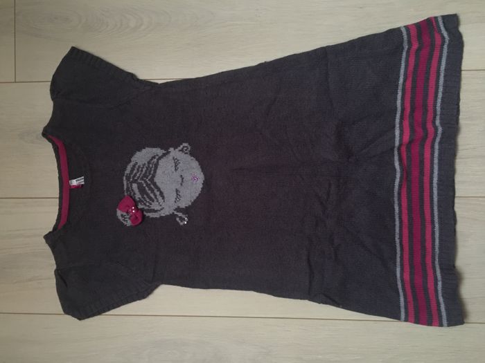 2 robes 8 ans - photo numéro 2