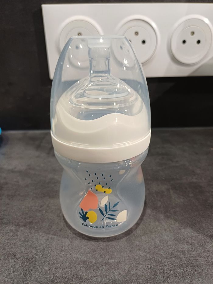 Biberon dodie anti colique 0/6 mois débit lent 150ml