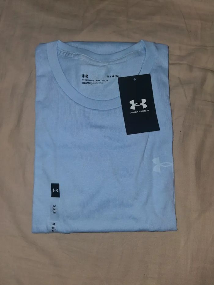 T-shirt under armour bleu ciel - photo numéro 6