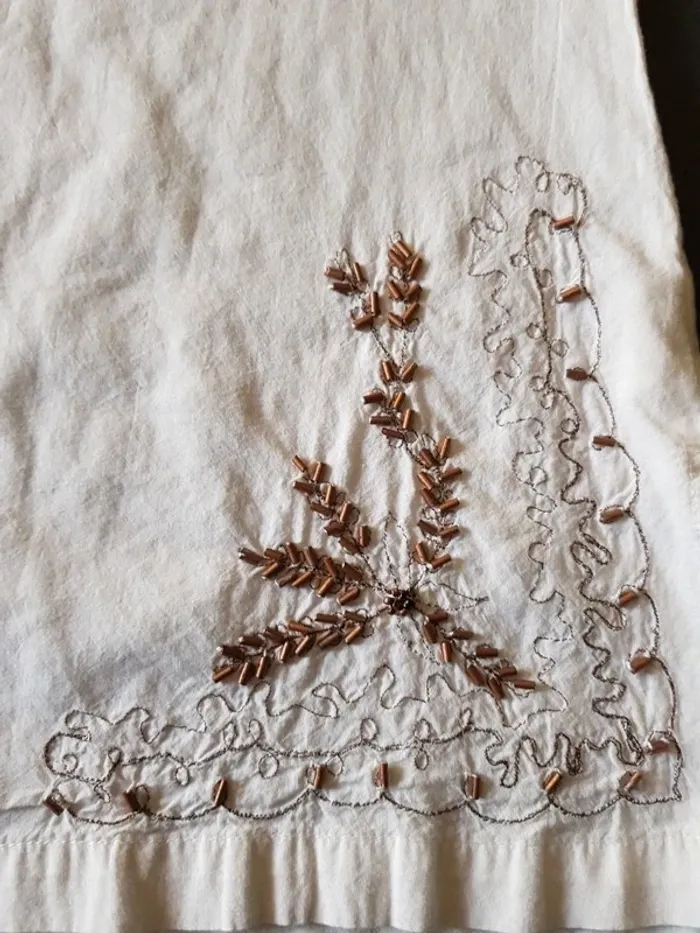 Chemise blanche brodée 44 - photo numéro 2