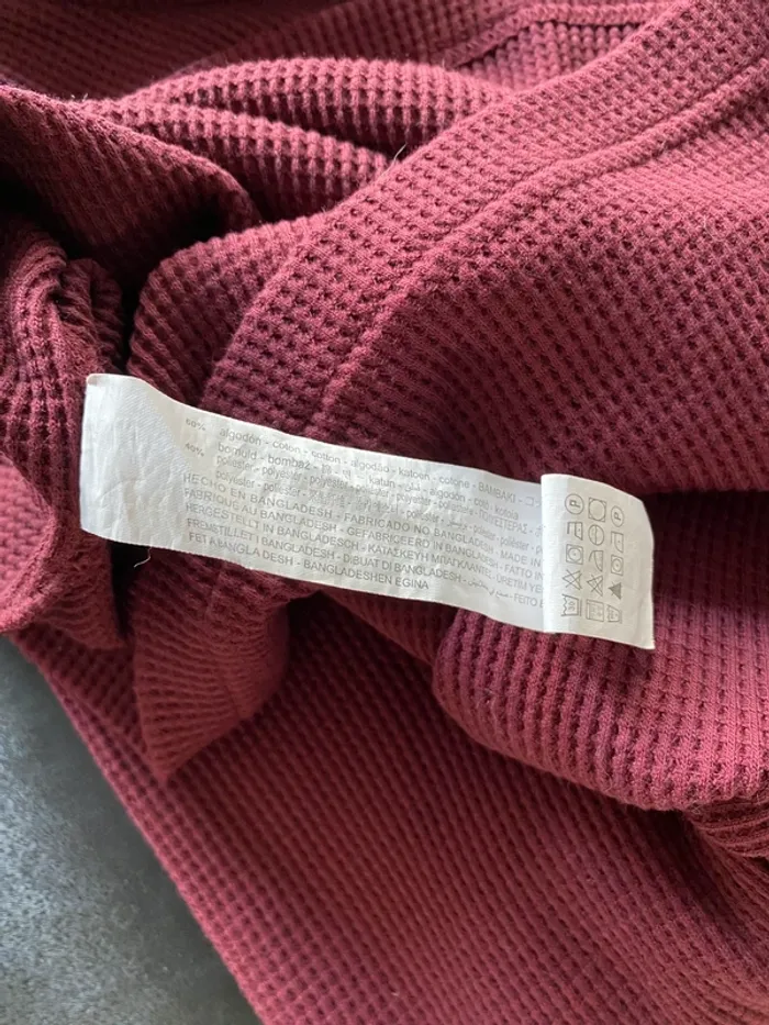 Haut col montant bordeaux trame style nid d’abeille - photo numéro 4