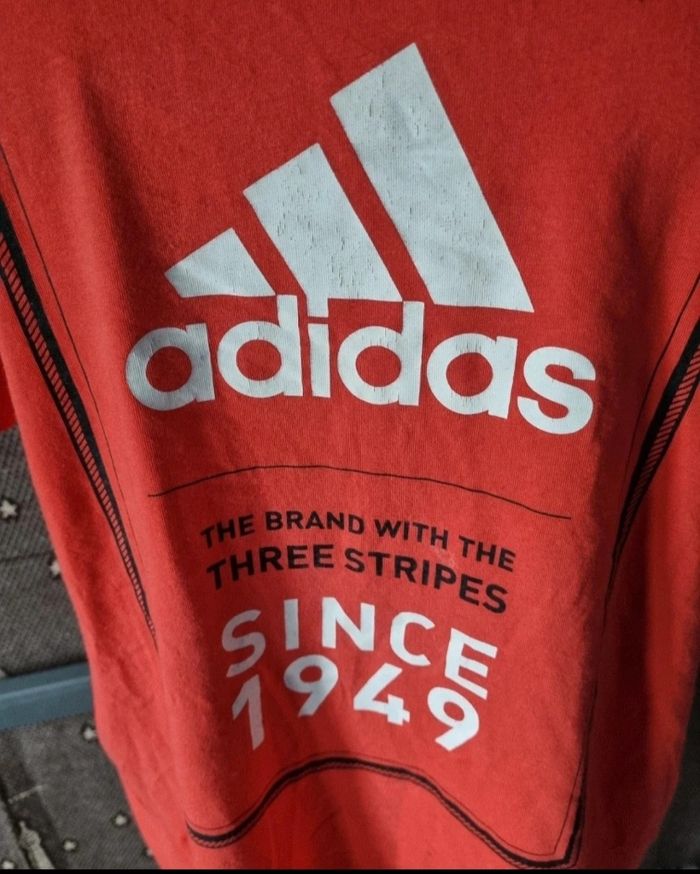 T-shirt Adidas taille XL - photo numéro 3