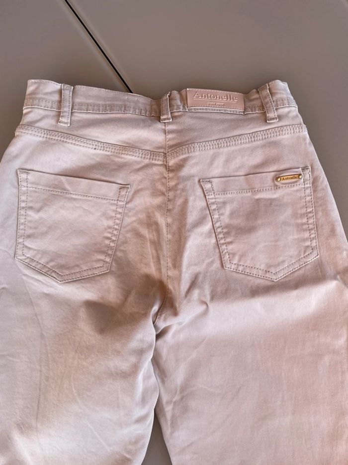 Jean beige Antonelle taille 38 - photo numéro 2