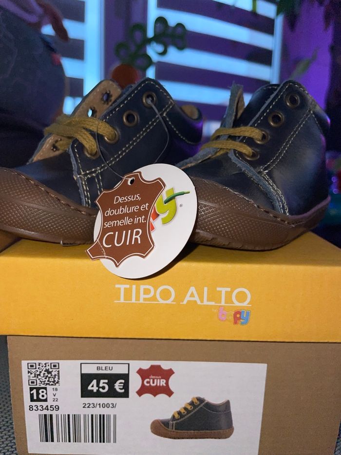 Chaussure taille 18