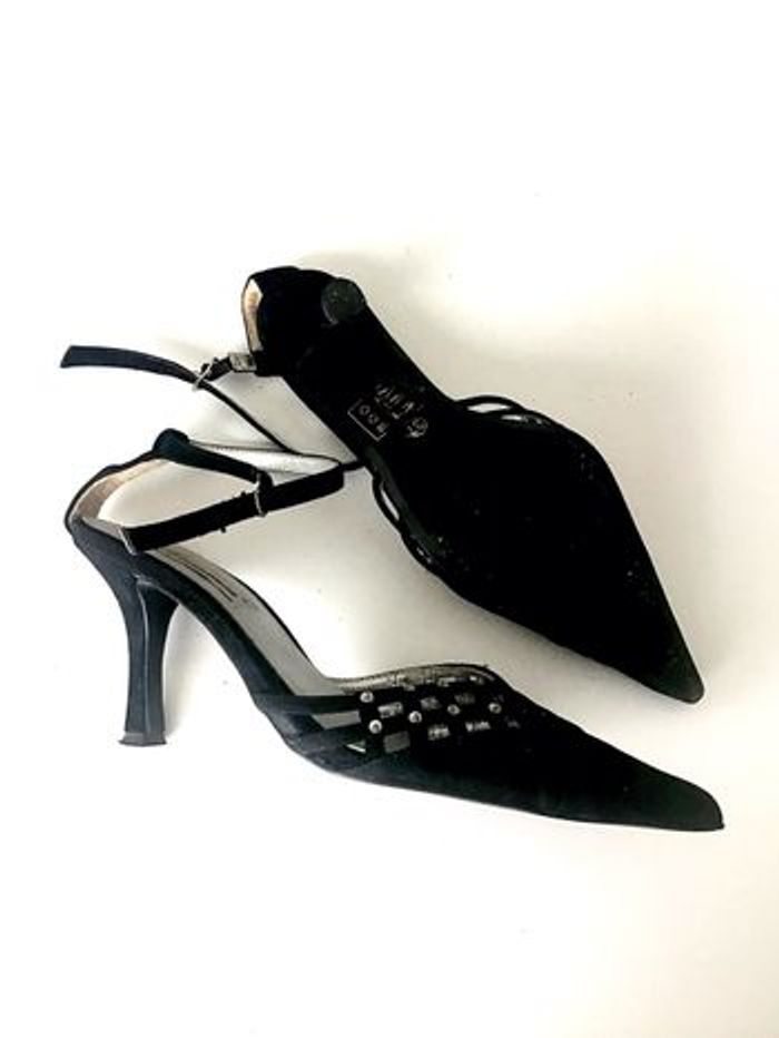 Escarpins noirs neufs P 37 - photo numéro 2