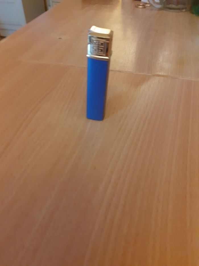 Briquet femme givency tout neuf - photo numéro 1