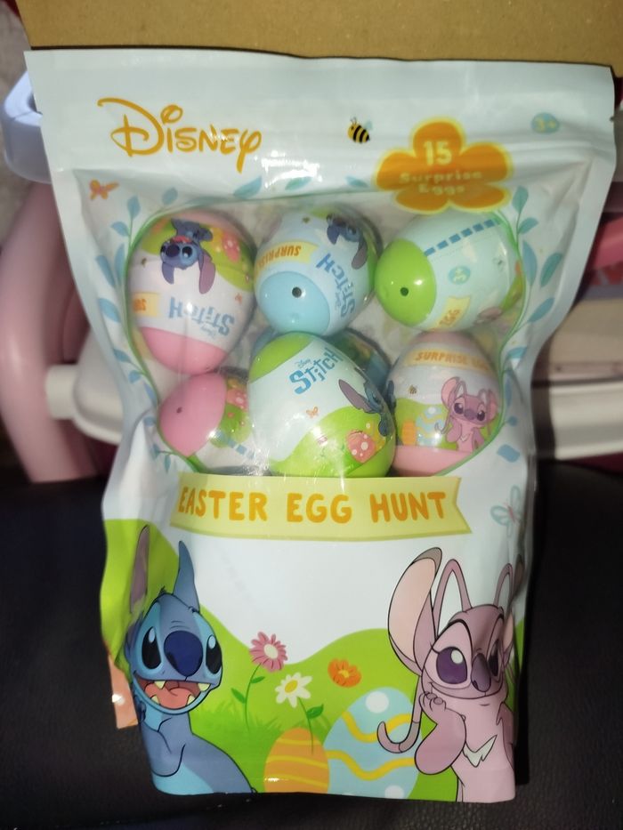 Oeufs mystère stitch