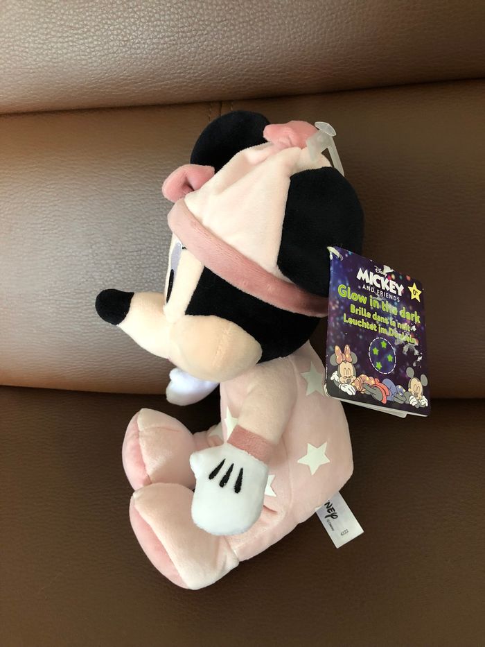 peluche minnie disney qui brille dans la nuit 25 cm - photo numéro 3