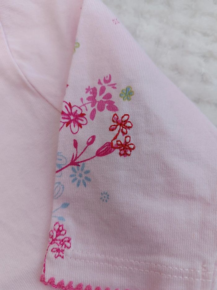 🔸 T-shirt Rose Sergent Major – 9 mois 🔸 - photo numéro 4