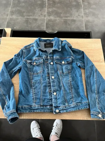 Veste en Jeans Stradivarius
