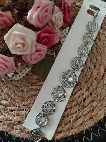 💐Bracelet argenté et strass blanc💐