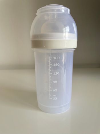 Biberon twistshake 180 ml neuf